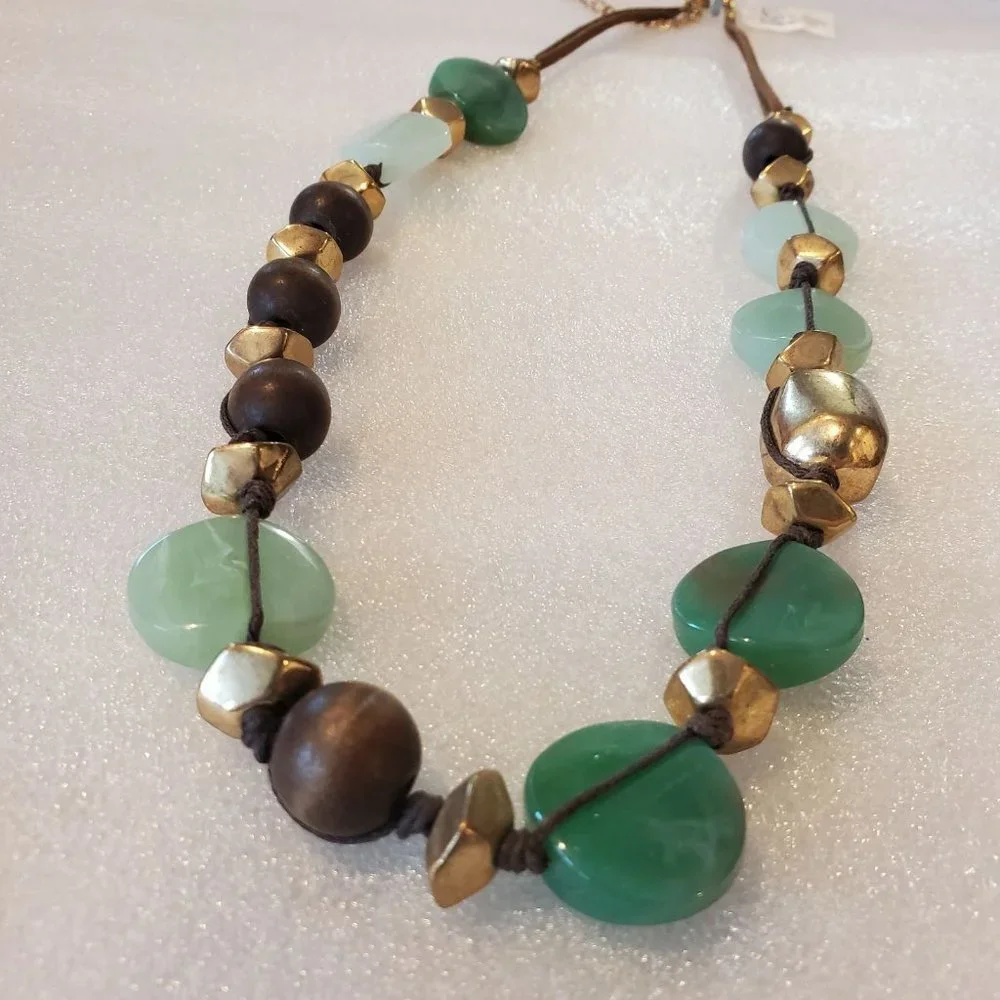 Faux Jade Jadeite‎ Wood Gold Beaded Necklace 24-26
